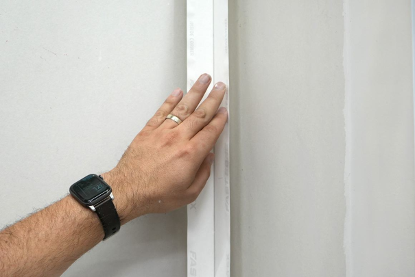 Fast Edge® Paper Inside Corner Bead